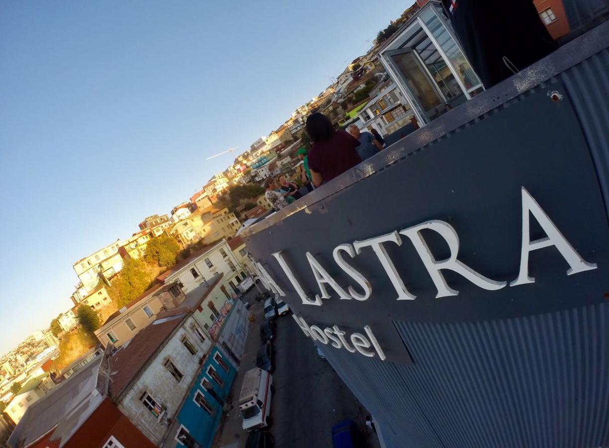 וואלפאראיסו Casa Lastra Hostel מראה חיצוני תמונה