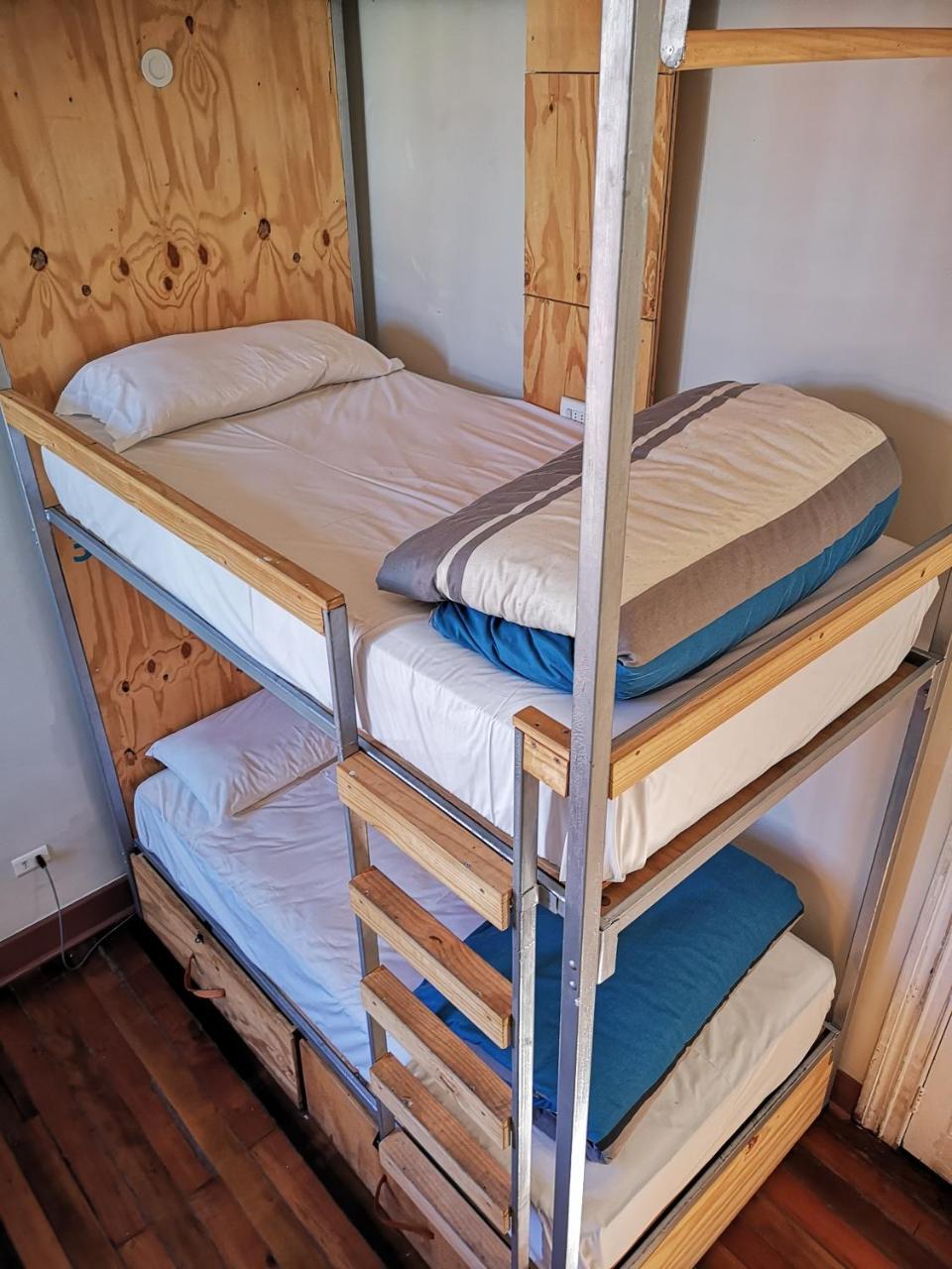 וואלפאראיסו Casa Lastra Hostel מראה חיצוני תמונה